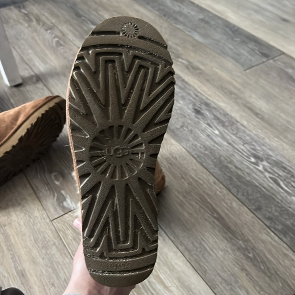 Tall Bailey Button Triplet II women’s Uggs - Picture 2 of 3